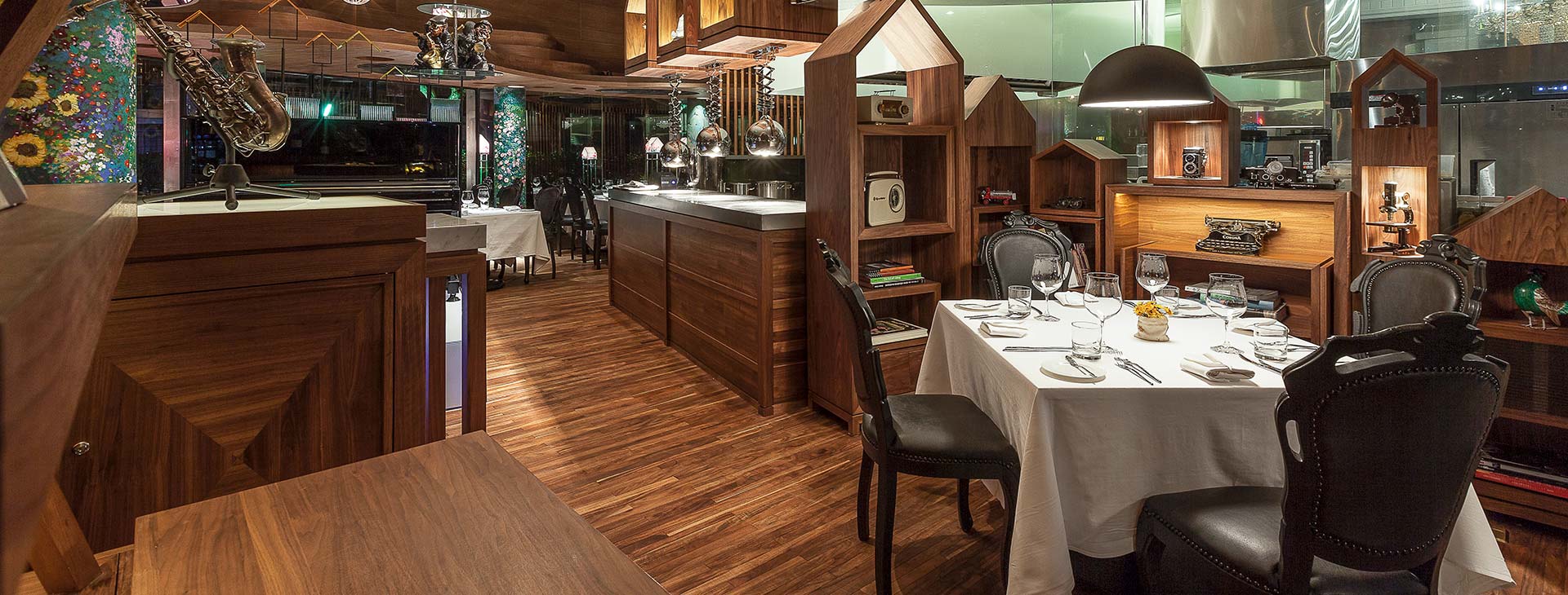 高端西餐厅装修